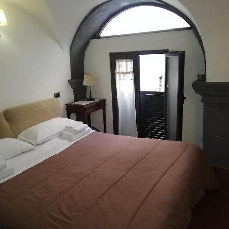 Napule Apartment Napels Buitenkant foto